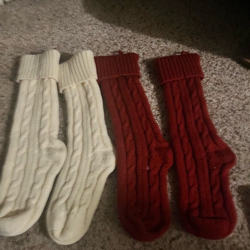 *LAST CHANCE* Set of 4: 18in Knit Stockings